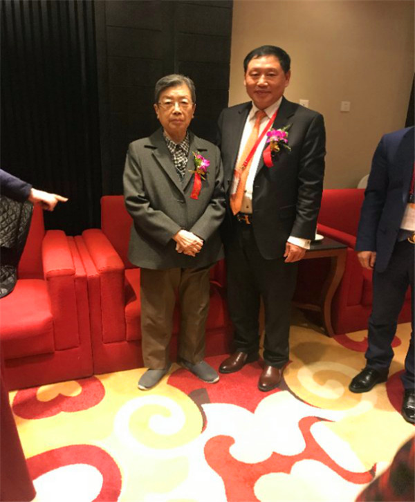 双鹏实业集团陈汪鹏董事长荣膺"2018中国经济十大商业领袖;十大创新力